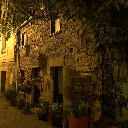 Au Coeur Du Quartier Historique Villa Lannion Exterior foto